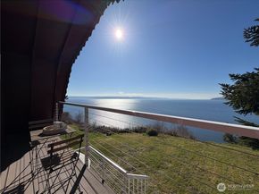 46 G Mukilteo Way, Hat Island WA 98206