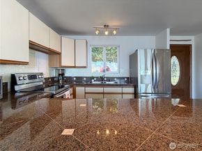 46 G Mukilteo Way, Hat Island WA 98206
