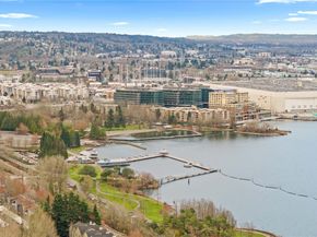 2414 Garden Court N, Renton WA 98056