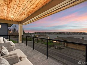 2414 Garden Court N, Renton WA 98056