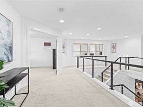 2414 Garden Court N, Renton WA 98056