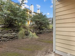 2001 E Yesler Way 46, Seattle WA 98122