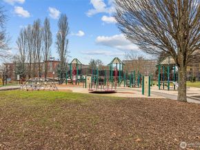 2001 E Yesler Way 46, Seattle WA 98122