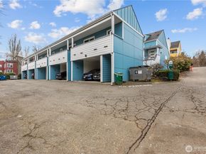 2001 E Yesler Way 46, Seattle WA 98122