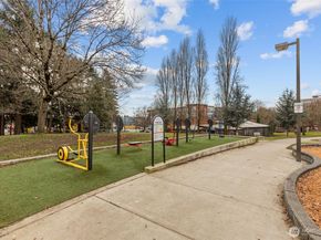 2001 E Yesler Way 46, Seattle WA 98122