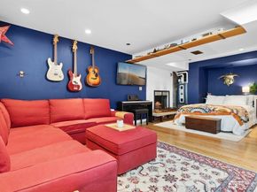 10034 3rd Avenue SW, Seattle WA 98146