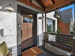 7060 Dibble Avenue NW, Seattle WA 98117