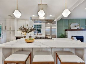 7060 Dibble Avenue NW, Seattle WA 98117