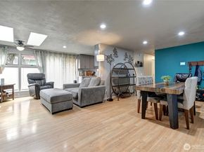 20406 52nd Avenue W, Lynnwood WA 98036