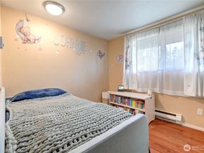 20406 52nd Avenue W, Lynnwood WA 98036