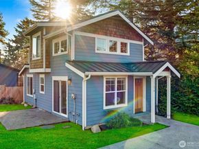 12757 Dayton Avenue N B, Seattle WA 98133