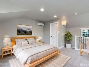 12757 Dayton Avenue N B, Seattle WA 98133