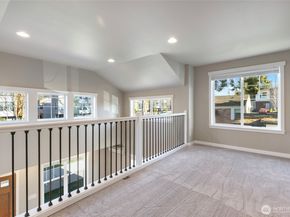 12757 Dayton Avenue N B, Seattle WA 98133