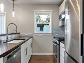 12757 Dayton Avenue N B, Seattle WA 98133