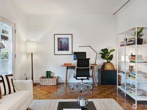 410 Malden Avenue E B, Seattle WA 98112