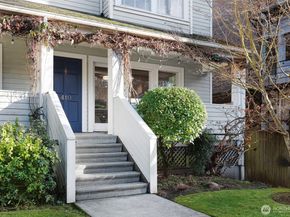 410 Malden Avenue E B, Seattle WA 98112