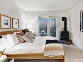 410 Malden Avenue E B, Seattle WA 98112