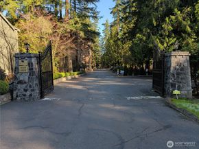 15512 Country Club Dr. B45, Mill Creek WA 98012