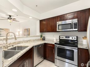 15300 112th Avenue NE C304, Bothell WA 98011