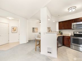 15300 112th Avenue NE C304, Bothell WA 98011