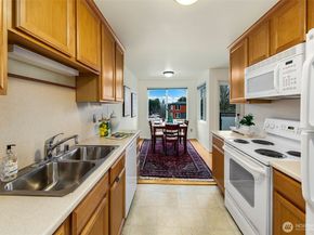 5818 NE 70th Street A312, Seattle WA 98115