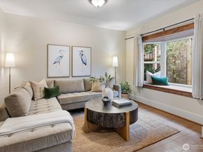 2463 26th Avenue E, Seattle WA 98112