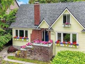 2463 26th Avenue E, Seattle WA 98112