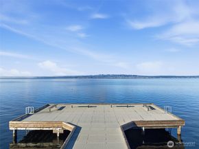 515 S Lake Street 204, Kirkland WA 98033