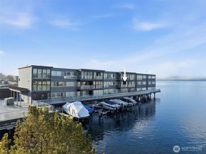515 S Lake Street 204, Kirkland WA 98033