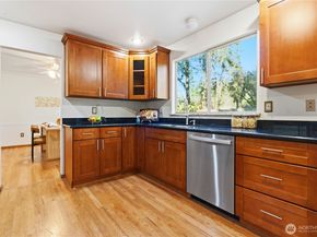 13010 NE 103rd Place, Kirkland WA 98033