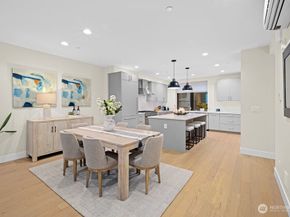 11223 NE 13th Lane, Bellevue WA 98004