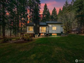 15019 119th Avenue SW, Vashon WA 98070