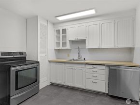 833 E Marine View Drive, Everett WA 98201