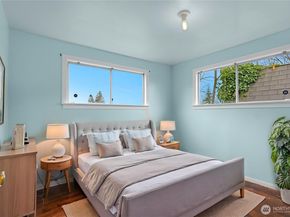 833 E Marine View Drive, Everett WA 98201