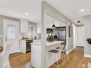 3235 38th Avenue SW, Seattle WA 98126