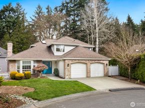 14916 NE 76th Court, Redmond WA 98052