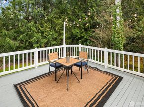 14916 NE 76th Court, Redmond WA 98052