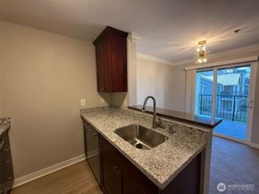 1840 S 284th Lane H203, Federal Way WA 98003