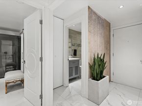 9904 NE 124th Street 1006, Kirkland WA 98034