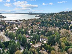 9904 NE 124th Street 1006, Kirkland WA 98034