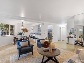 12003 100th Avenue NE 101, Kirkland WA 98034