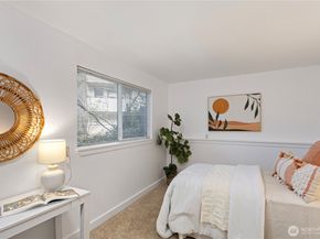 12003 100th Avenue NE 101, Kirkland WA 98034