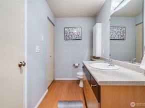 4020 Aurora Avenue N 403, Seattle WA 98104