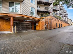 4020 Aurora Avenue N 403, Seattle WA 98104
