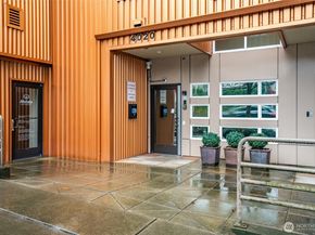 4020 Aurora Avenue N 403, Seattle WA 98104