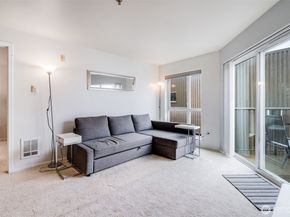 4020 Aurora Avenue N 403, Seattle WA 98104