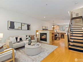 10595 NE 12th Place 102, Bellevue WA 98004