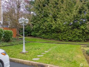 11023 SE 240th Street H1, Kent WA 98031