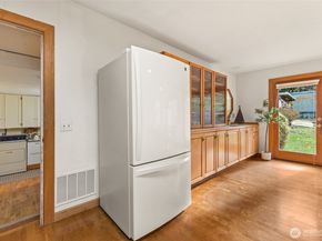 9619 SW 268th Street, Vashon WA 98070