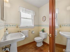 9619 SW 268th Street, Vashon WA 98070